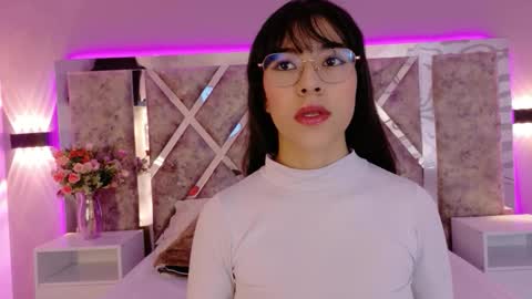 Snapshot of susa1userma_ chatting on 03/09/26, 11:14 Susann online show from 03/09/26, 11:14