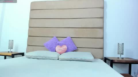 Snapshot of susan_elliot chatting on 11/04/25, 09:36 Susan online show from 11/04/25, 09:36