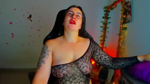 Dani online show from 11/23/25, 07:02