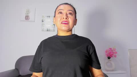 Snapshot of susan_sexymilf chatting on 10/17/25, 11:46 Susan online show from 10/17/25, 11:46