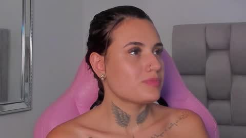 Susan online show from 09/16/25, 07:48