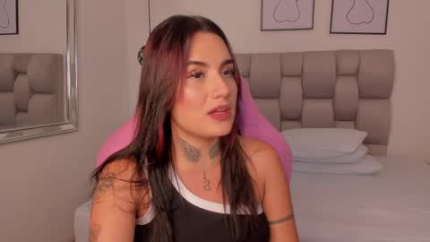 Susan online show from 10/04/25, 09:13