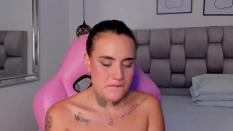 Snapshot of susan_sweet7 chatting on 11/14/25, 09:02 Susan online show from 11/14/25, 09:02