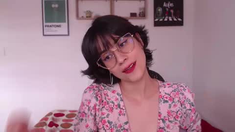 Snapshot of susana_w chatting on 01/23/25, 09:29 susana_w online show from 01/23/25, 09:29