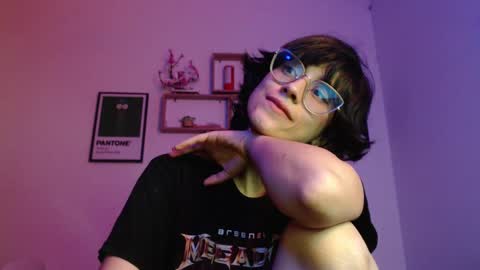 Snapshot of susana_w chatting on 03/05/25, 11:16 susana_w online show from 03/05/25, 11:16