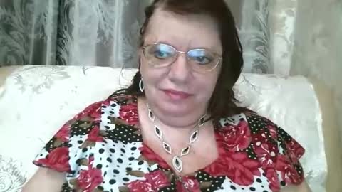 Snapshot of susanaahsun chatting on 11/07/25, 12:05 SusanaAhSun online show from 11/07/25, 12:05