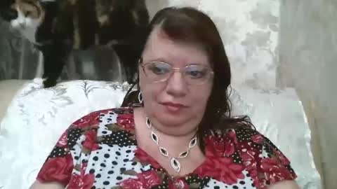 Snapshot of susanaahsun chatting on 11/11/25, 12:05 SusanaAhSun online show from 11/11/25, 12:05