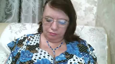 Snapshot of susanaahsun chatting on 11/27/25, 12:07 SusanaAhSun online show from 11/27/25, 12:07