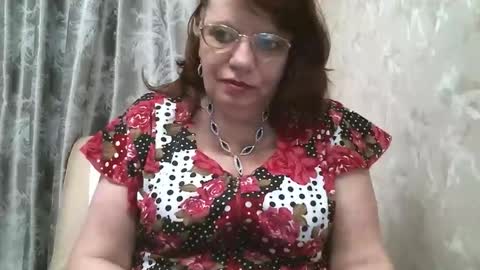 SusanaAhSun online show from 12/22/25, 12:02