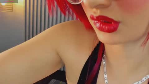 Snapshot of susanabell_ chatting on 04/09/26, 09:31 SusanaBell online show from 04/09/26, 09:31