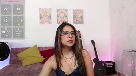 Snapshot of susanahendrix chatting on 09/19/25, 06:30 Susana hendrix    online show from 09/19/25, 06:30