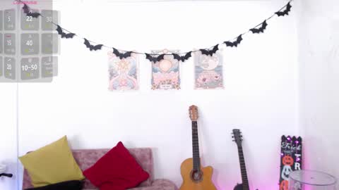 Susana hendrix    online show from 10/31/25, 06:31