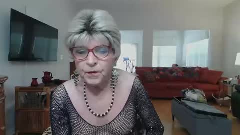 Snapshot of susanandlisa chatting on 02/27/26, 06:08 sexualsusan online show from 02/27/26, 06:08