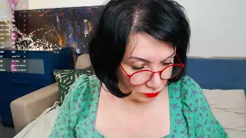 Susan online show from 02/09/25, 06:26