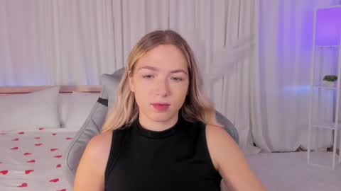 Snapshot of susanmimi chatting on 10/05/25, 02:43 Susan online show from 10/05/25, 02:43