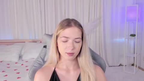 Snapshot of susanmimi chatting on 10/07/25, 04:53 Susan online show from 10/07/25, 04:53