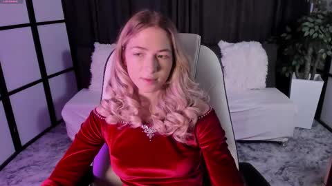 Snapshot of susanmimi chatting on 10/27/25, 03:21 Susan online show from 10/27/25, 03:21