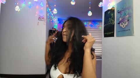 Andrea - Migue online show from 12/29/24, 11:18