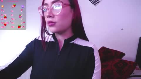 Snapshot of susanzoro99 chatting on 11/14/25, 09:08 Susan online show from 11/14/25, 09:08