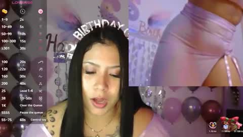 Snapshot of susiesunny chatting on 12/17/25, 09:37 susana online show from 12/17/25, 09:37