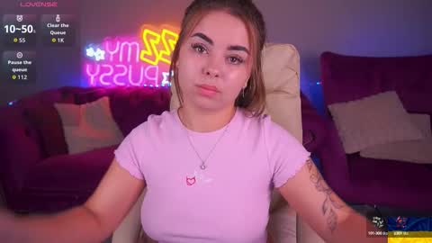 Susie online show from 09/21/25, 06:15