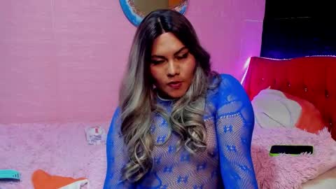 Snapshot of sussan_nasty chatting on 01/12/25, 10:43 sussan_nasty online show from 01/12/25, 10:43