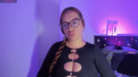 sussanmiller_ online show from 02/03/25, 11:09