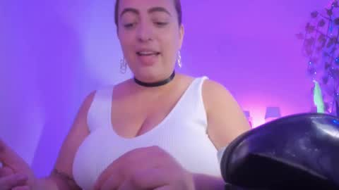 sussanmiller_ online show from 02/26/25, 12:47
