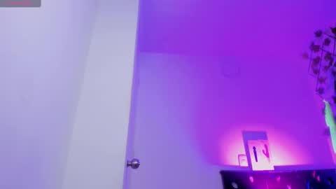sussanmiller_ online show from 02/27/25, 12:13