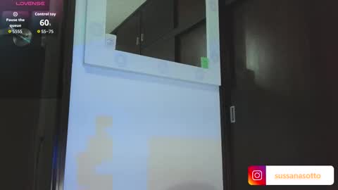 Snapshot of sussi_sotto chatting on 10/16/25, 05:08 Sussi Soto online show from 10/16/25, 05:08