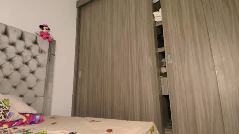 Snapshot of sussidream chatting on 10/29/25, 01:08 Andrea online show from 10/29/25, 01:08