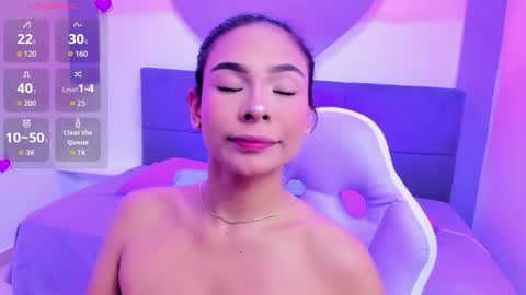 sussy_sweet4u online show from 10/04/25, 10:24