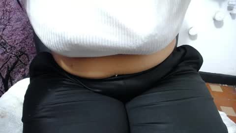 Snapshot of susy_perverttt chatting on 05/24/26, 03:39 susy_perverttt online show from 05/24/26, 03:39