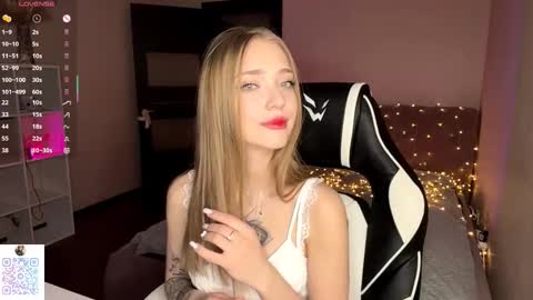 Jessica online show from 12/19/25, 06:37