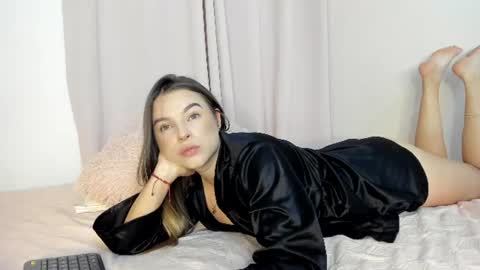 Snapshot of suzan__cooper2 chatting on 07/10/26, 04:39 suzan__cooper2 online show from 07/10/26, 04:39
