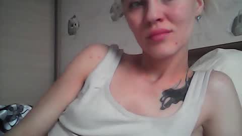 Suzie Jenny online show from 06/26/26, 09:14