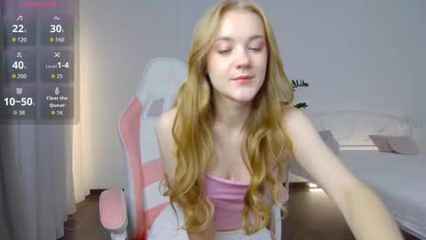 Suzi online show from 11/26/25, 02:29