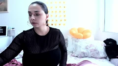 Suzy Amaya  online show from 07/27/26, 06:26