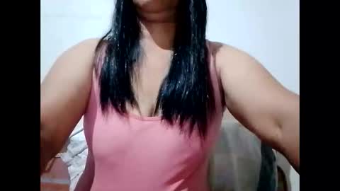 suzzie_hot online show from 01/12/25, 07:42