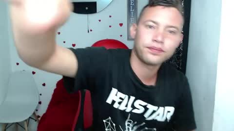 Snapshot of sven_fox723 chatting on 03/30/26, 12:06 Sven online show from 03/30/26, 12:06