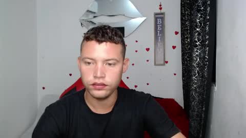 Snapshot of sven_fox723 chatting on 04/01/26, 12:06 Sven online show from 04/01/26, 12:06
