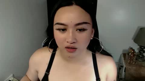Snapshot of sw33tgirl_moaner chatting on 05/19/26, 03:18 Angelic Baby online show from 05/19/26, 03:18