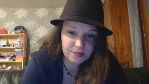 H3D0N15T5 online show from 10/18/25, 03:24