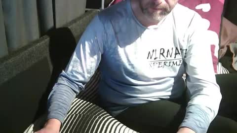 ArnSwart online show from 10/08/25, 09:23