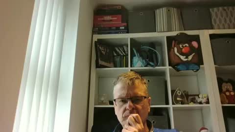 swchap1217 online show from 02/10/25, 03:42