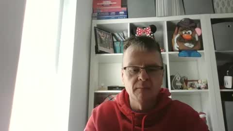 swchap1217 online show from 02/27/25, 02:43