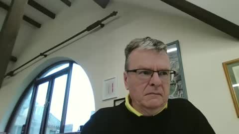 swchap1217 online show from 03/10/25, 04:35