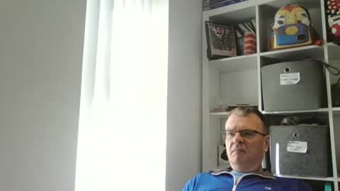 swchap1217 online show from 09/11/25, 09:53