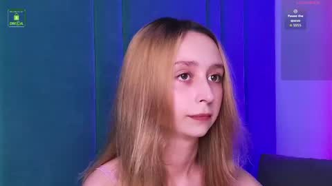 Snapshot of sweatee_fluff chatting on 06/12/26, 08:41 RACHEL online show from 06/12/26, 08:41