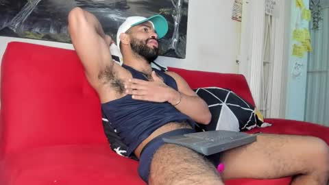 Snapshot of sweatyhairypig1 chatting on 10/20/25, 08:26 joel bliss online show from 10/20/25, 08:26